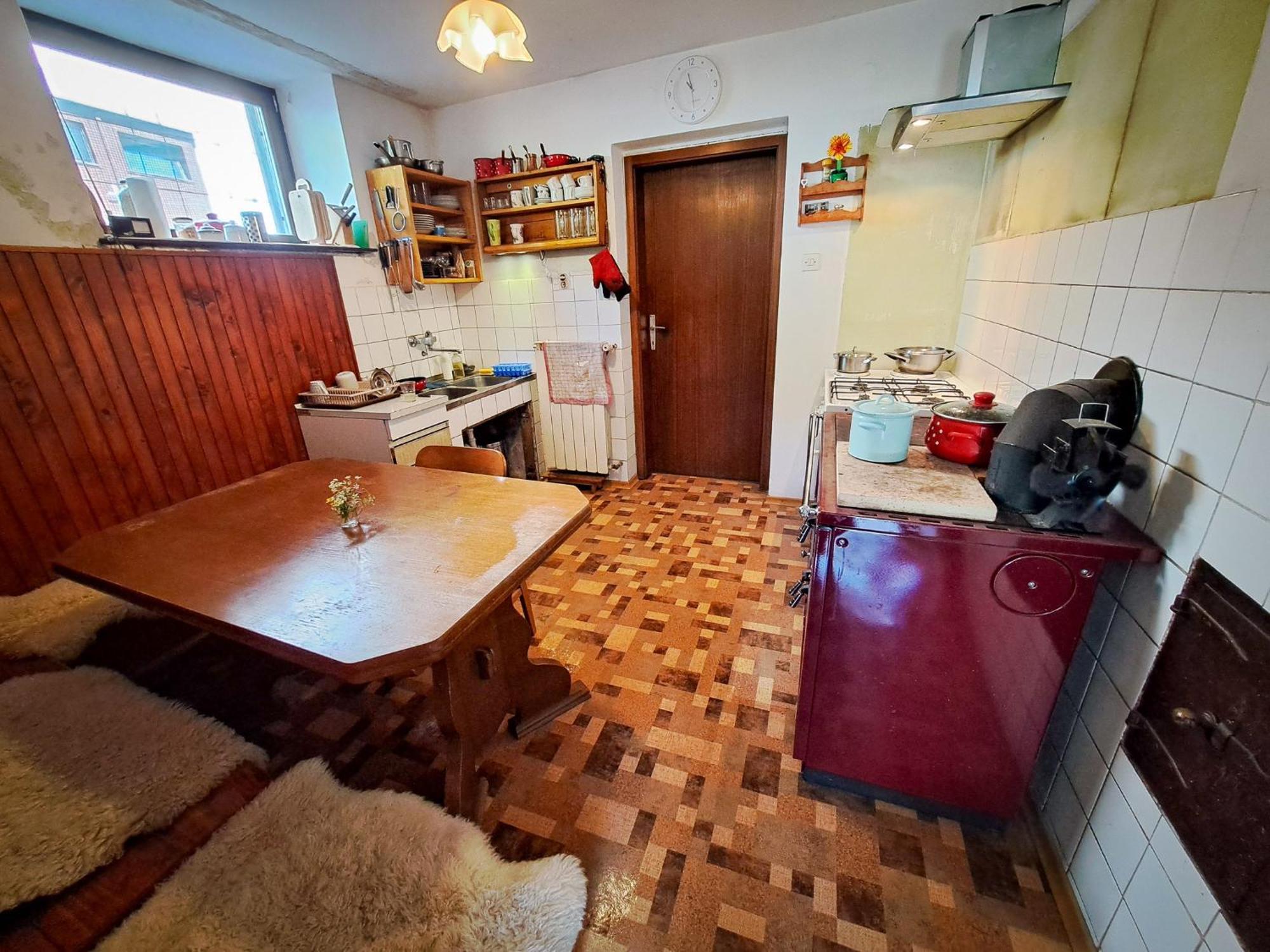 Appartamento Hikers Hut Hisar Podbrdo Esterno foto